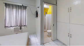 Dormy 503 - Bed Spacer - Makati City near Jollibee Bautista/Lrt Buendia 