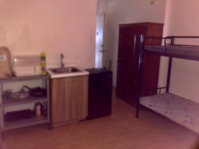 Dormy 351 - STUDIO UNIT FOR SOLO or 4PAX in STA.CRUZ MANILA