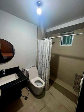 Dormy 457 - 1 Bedroom with Balcony FOR LEASE IN TAGUIG: Meranti Tower