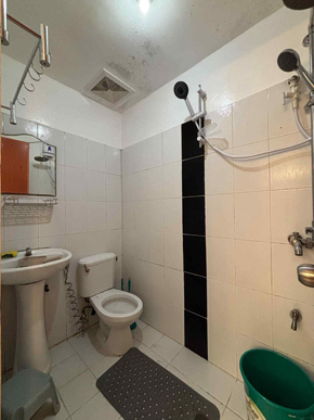 Dormy 851 - Bedspace near PGH, UP Manila in Victoria De Manila 1
