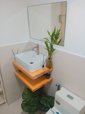 Dormy 153 - Bed Space Manila