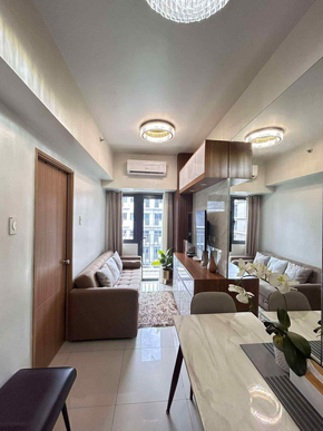 Dormy 880 - Cozy Fully Furnished Bedroom Unit in Pasay (also open for short term)