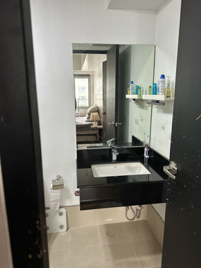 Dormy 656 - 1BR Unit at Two Maridien, BGC For Lease