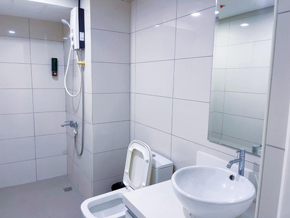 Dormy 805 - 1 BR Unit For Rent in Parañaque - Sapphire Seaview Park (Street View)
