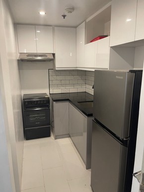 Dormy 697 - Renovated Fully furnished 1BR Forbeswood Heights