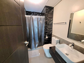 Dormy 381 - 1 BEDROOM CONDO UNIT / TOWER WITH HOTEL VIBE IN QUEZON CITY