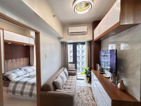 Dormy 880 - Cozy Fully Furnished Bedroom Unit in Pasay (also open for short term)
