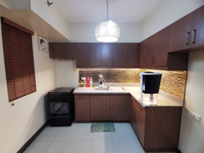Dormy 433 - LEVINA PLACE PASIG ORTIGAS for rent PET FRIENDLY near MEGAMALL 