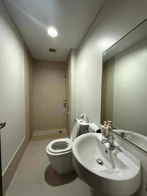 Dormy 747 - Room for Rent in Makati Solstice Tower 1 (Ayala Malls Circuit Lane)