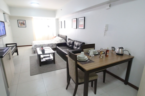 Dormy 183 - Studio Unit for rent in The Columns, Makati