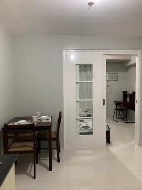 Dormy 196 - Vista Taft 1BR