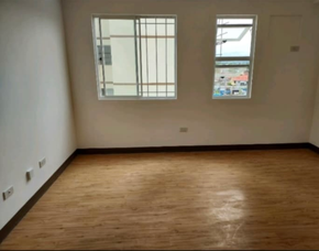 Dormy 959 - Bare Studio Condo Unit at MetroTowne Las Pinas
