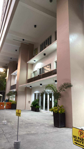 Dormy 593 - 2BR bare unit condo for rent in Quezon City