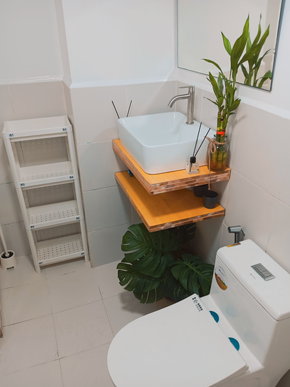 Dormy 153 - Bed Space Manila