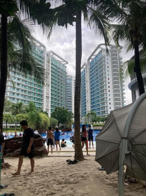 Dormy 678 - Azure Condo for Rent in Bicutan Paranaque (open for sublease)