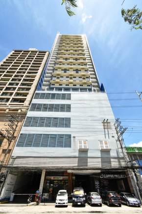 Dormy 446 - VISTA 309 KATIPUNAN 1 BEDROOM FOR RENT