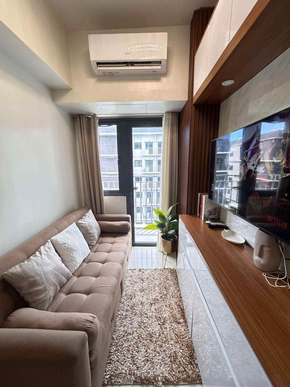 Dormy 880 - Cozy Fully Furnished Bedroom Unit in Pasay (also open for short term)