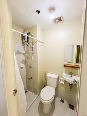 Dormy 658 - Room for Rent in Mandaluyong