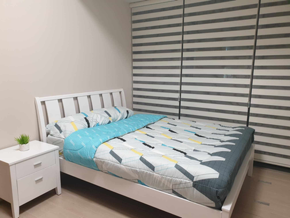 Dormy 458 - 2 Bedroom FOR LEASE IN TAGUIG: Uptown Ritz Tower