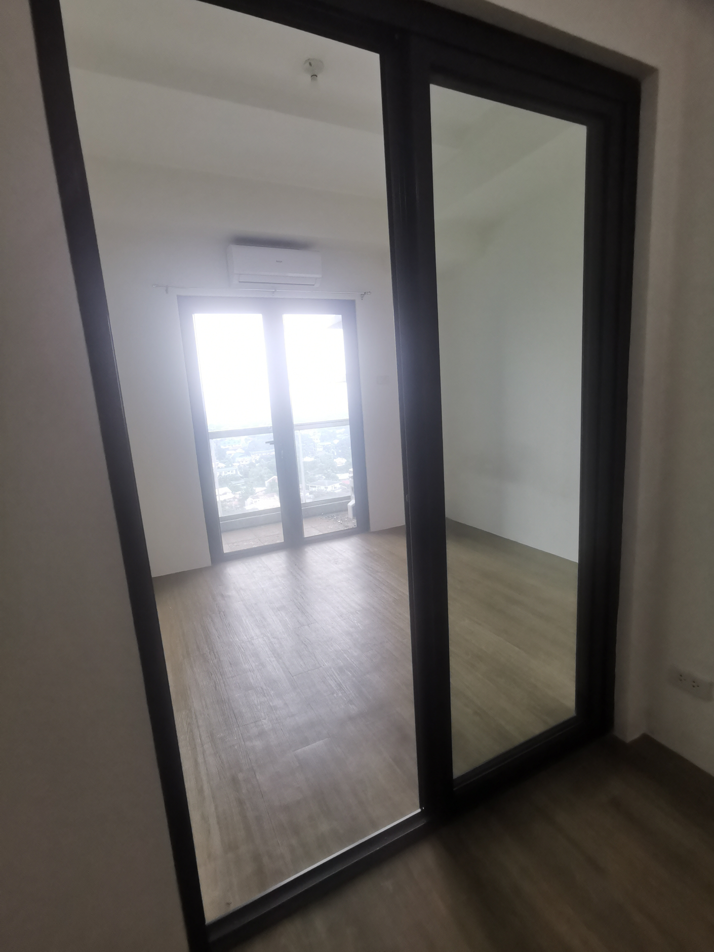 Featured Image of Building, Room, Condo, Dorm at VISTA 309 KATIPUNAN 1 BEDROOM FOR RENT
