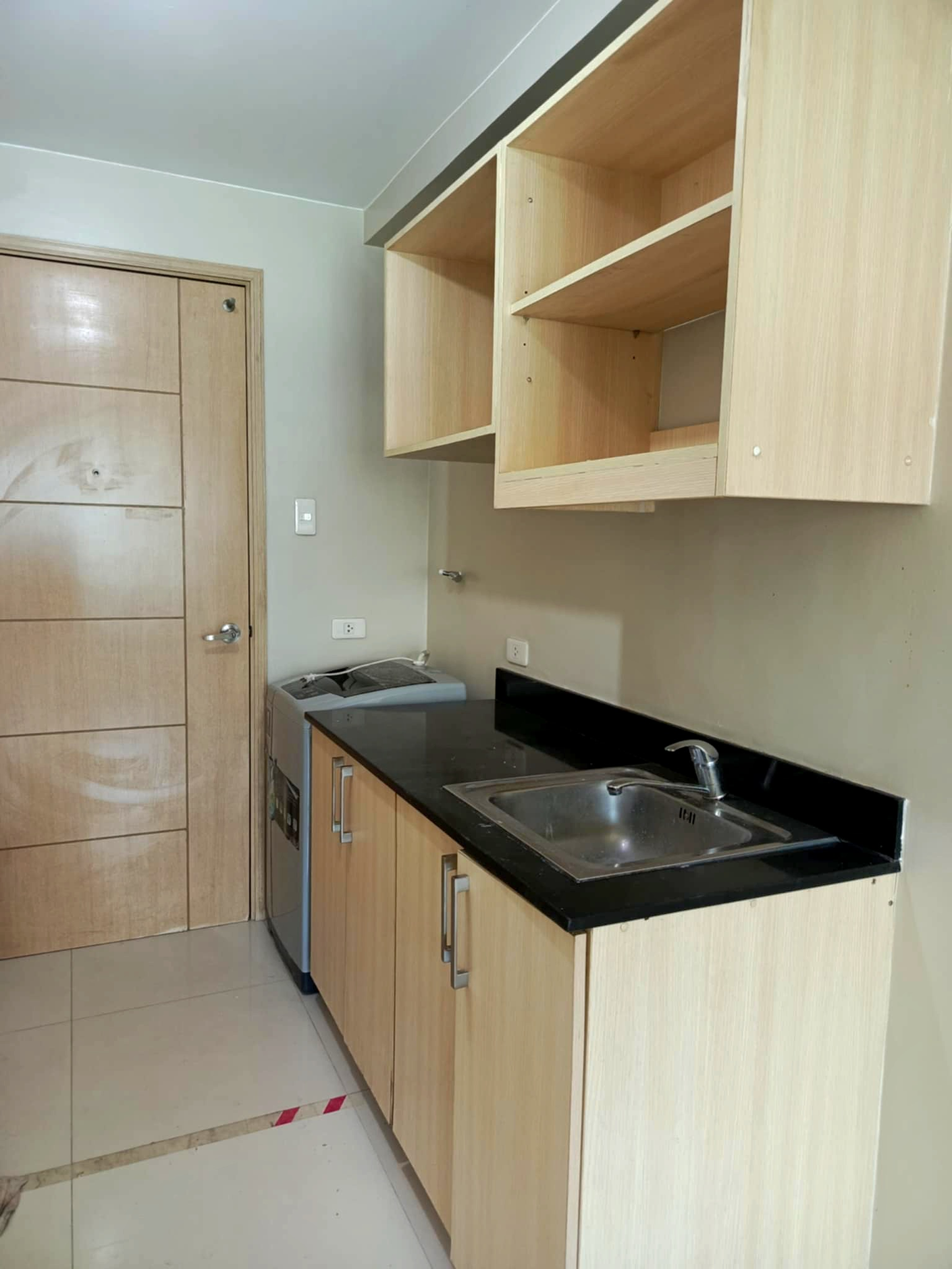 Featured Image of Building, Room, Condo, Dorm at Vista Residences unit w/ washing machine & aircon