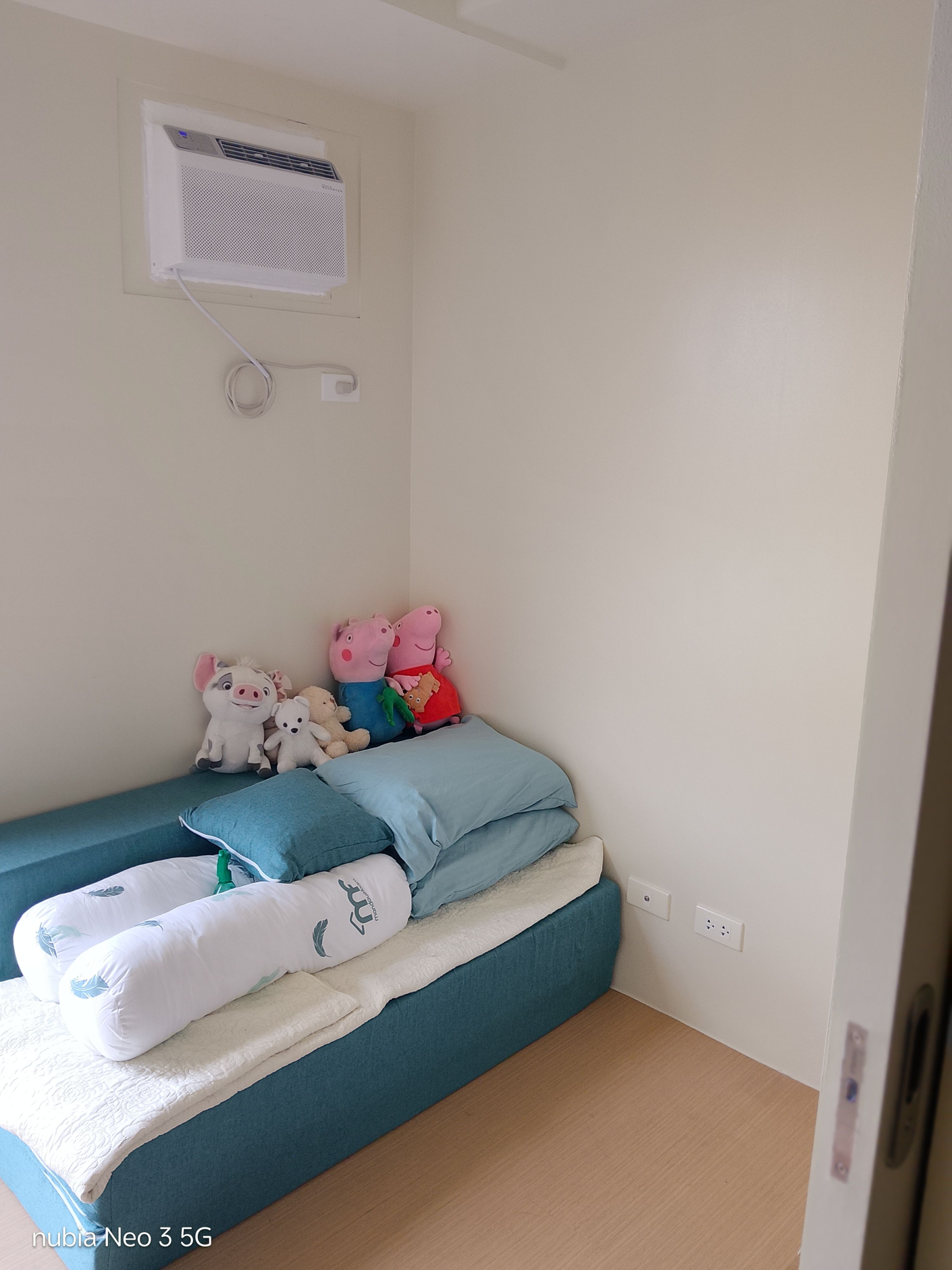Featured Image of Building, Room, Condo, Dorm at Studio for Rent in Quezon City Metro manila near SM Fairview