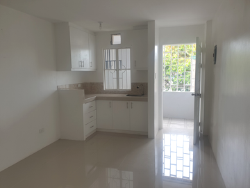 Dormy 348 - Apartment for Rent - Good for Student