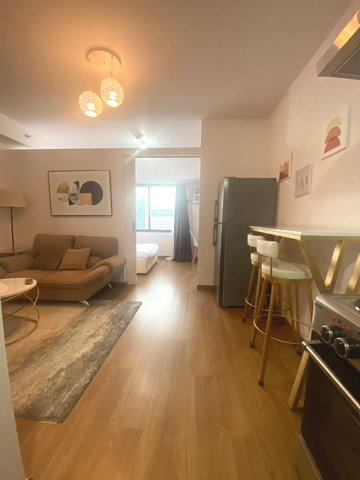 Dormy 202 - 1 Bedroom Unit for rent in The Rise,Makati