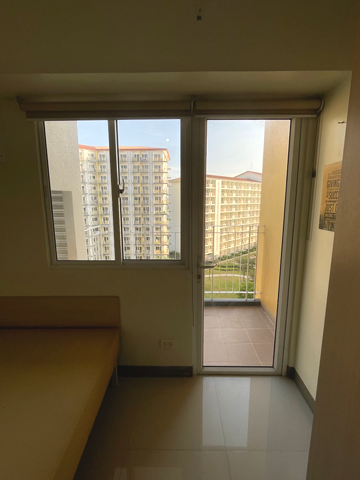 Dormy 637 - SMDC Field Residence (studio type) Condo for rent!! 