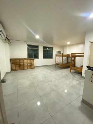 Dormy 552 - Big Studio Units Near AYALA, TAFT, EDSA, BGC