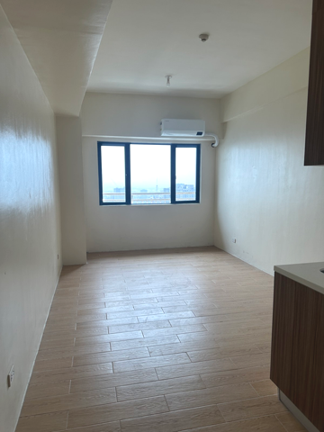 Dormy 174 - BARE STUDIO DE LUXE FOR RENT near DLSU/BENILDE