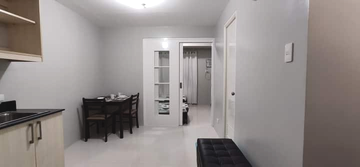 Dormy 196 - Vista Taft 1BR