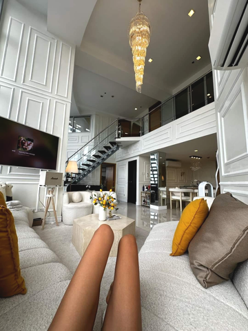 Dormy 453 - 5BR PENTHOUSE FOR LEASE IN MAKATI: One Central Suite