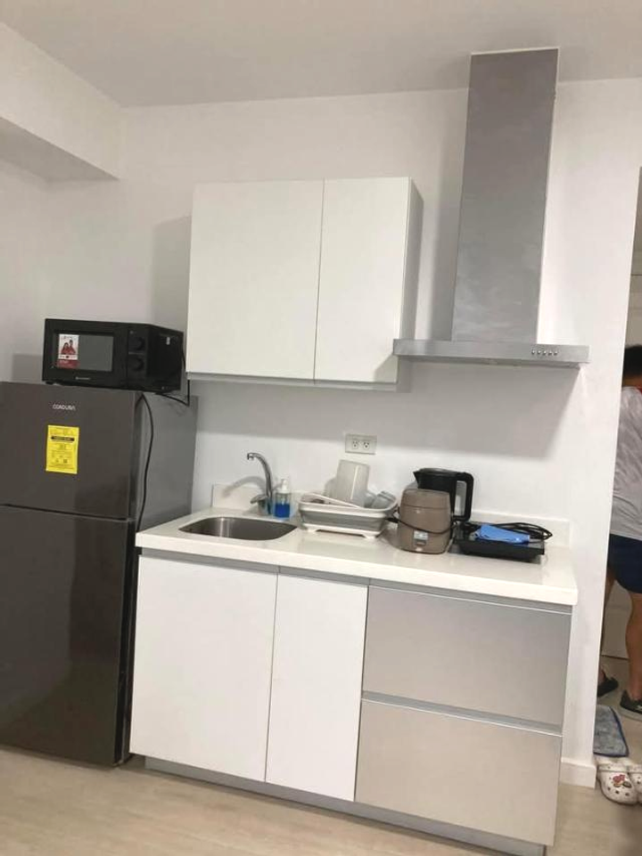 Dormy 678 - Azure Condo for Rent in Bicutan Paranaque (open for sublease)