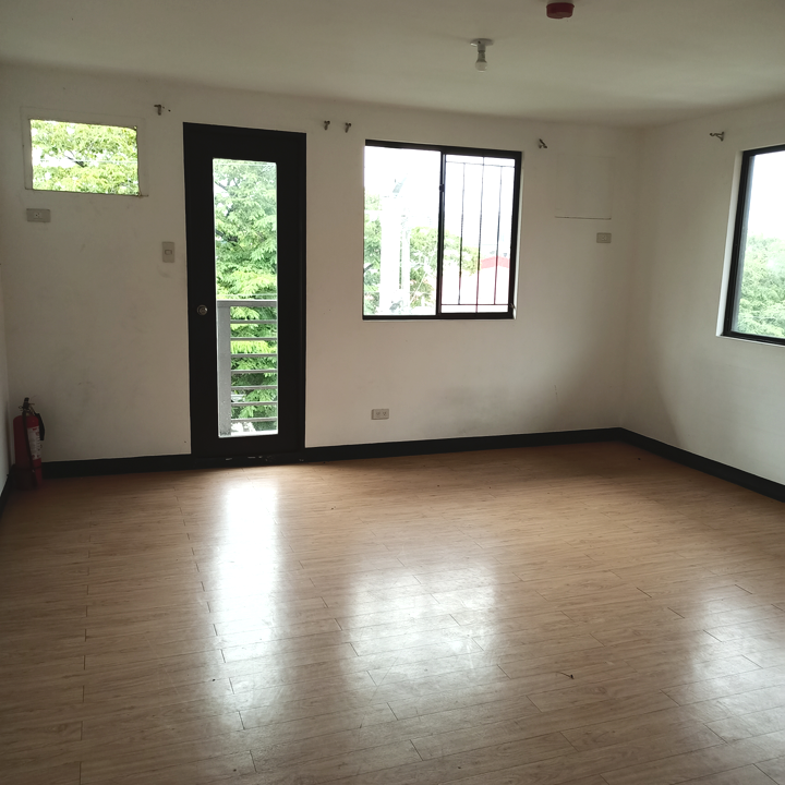 Dormy 975 - Bare Condo Unit for Rent in Muntinlupa