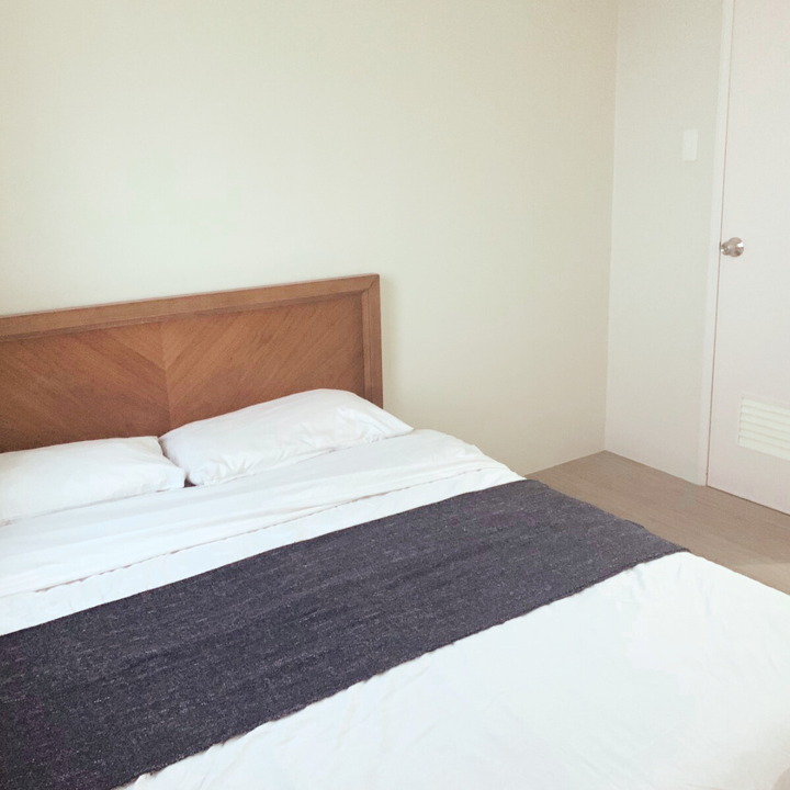 Dormy 887 - Studio for Solo or Couple at Vista GL Taft