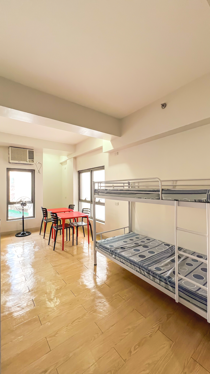 Dormy 701 - Rooms for Rent in Makati