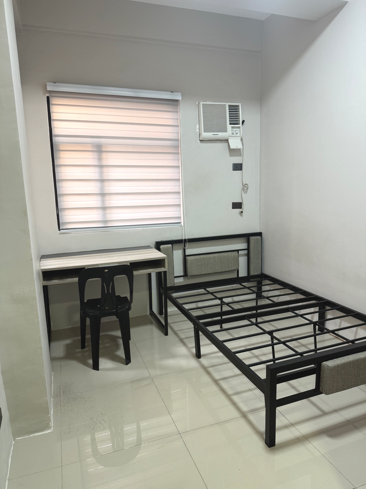 Dormy 744 - Standard Room for Rent in Valenzuela near OLFU and SM Valenzuela